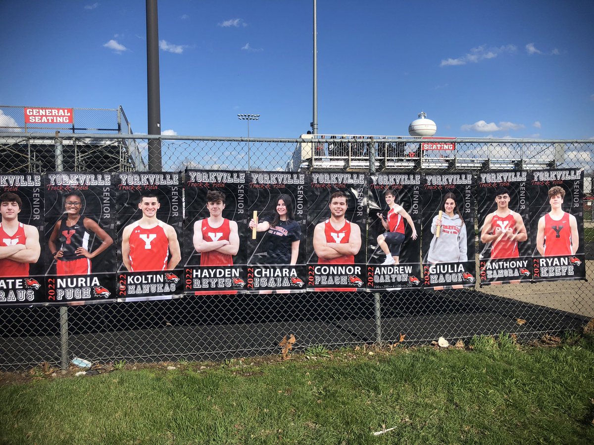 YHSAthletics115's tweet photo. Congratulations to all our @RunYHS seniors! Thank you for all your efforts and commitment to the track and field program! #FoxPride https://t.co/RUTdtG4k4R