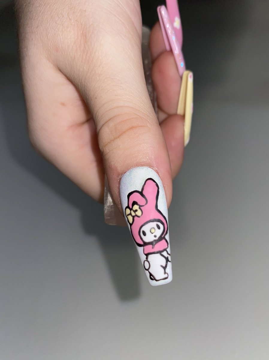 CrossingKira's tweet photo. i have the best nail girl #sanrio #mymelody #custompressonnails https://t.co/4nDYWYAp2g