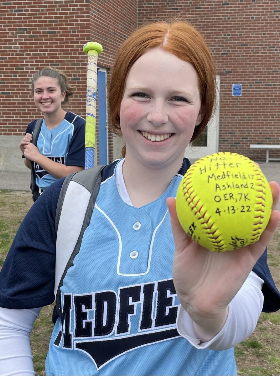 Medfield HS Softball (@medfieldsb) on Twitter photo Belated congratulations to Chloe Hunt for hurling her 1st career no-hitter yesterday vs. Ashland! <a href="/MedfieldAD/">Medfield Athletics</a> <a href="/BostonHeraldHS/">Danny Ventura</a> <a href="/HometownWeekly/">Hometown Weekly</a> <a href="/GlobeSchools/">Boston Globe Schools</a> Belated congratulations to Chloe Hunt for hurling her 1st career no-hitter yesterday vs. Ashland! <a href="/MedfieldAD/">Medfield Athletics</a> <a href="/BostonHeraldHS/">Danny Ventura</a> <a href="/HometownWeekly/">Hometown Weekly</a> <a href="/GlobeSchools/">Boston Globe Schools</a>