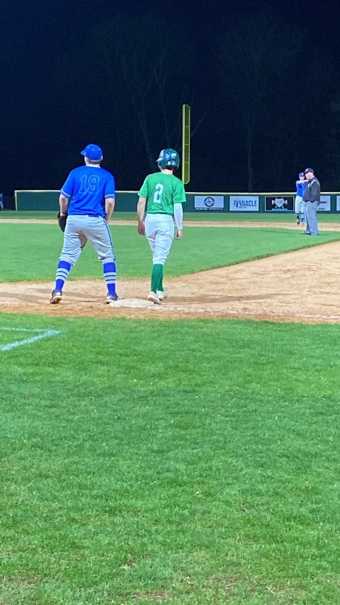 G_HillAthletics's tweet photo. @TateRiley5 with a #tater to lead off the B6 with zeros all across the scoreboard. https://t.co/tUx9gQhvs2