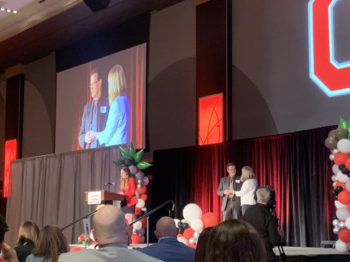 BrandonStith's tweet photo. Had a great night with the turf club celebrating CFAES students and Dr. David Gardner, who received the Outstanding Service to Students award.
A great mentor, educator, and all around great guy who truly cares. Well deserved! #buckeyeturf
@osuturf @OSU_HortCropSci https://t.co/FZQtUTx2i9