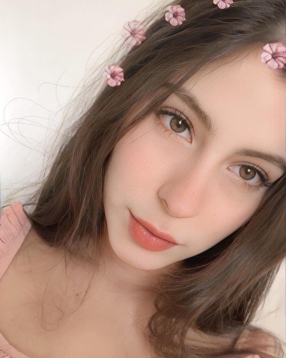 briloveschick's tweet photo. 🌸 https://t.co/QgS1wAZ3LU
