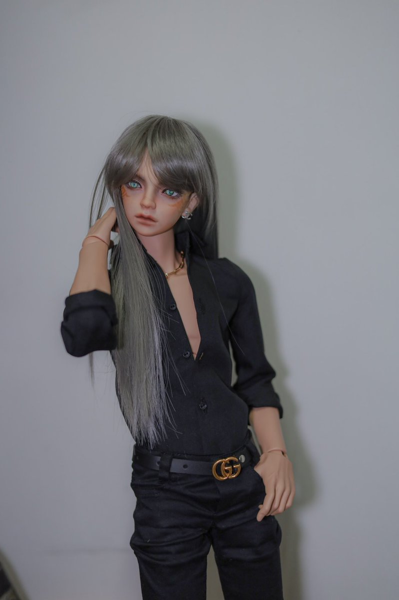 violachang0987's tweet photo. 是頂戴到往生的超小假髮🥲
#bjd #dollswitch #fromswitch #switchdoll #球体关节人形 #스위치이도 #스위치인형 #toys365 #ashinnoon https://t.co/Lp0uD9xMm4