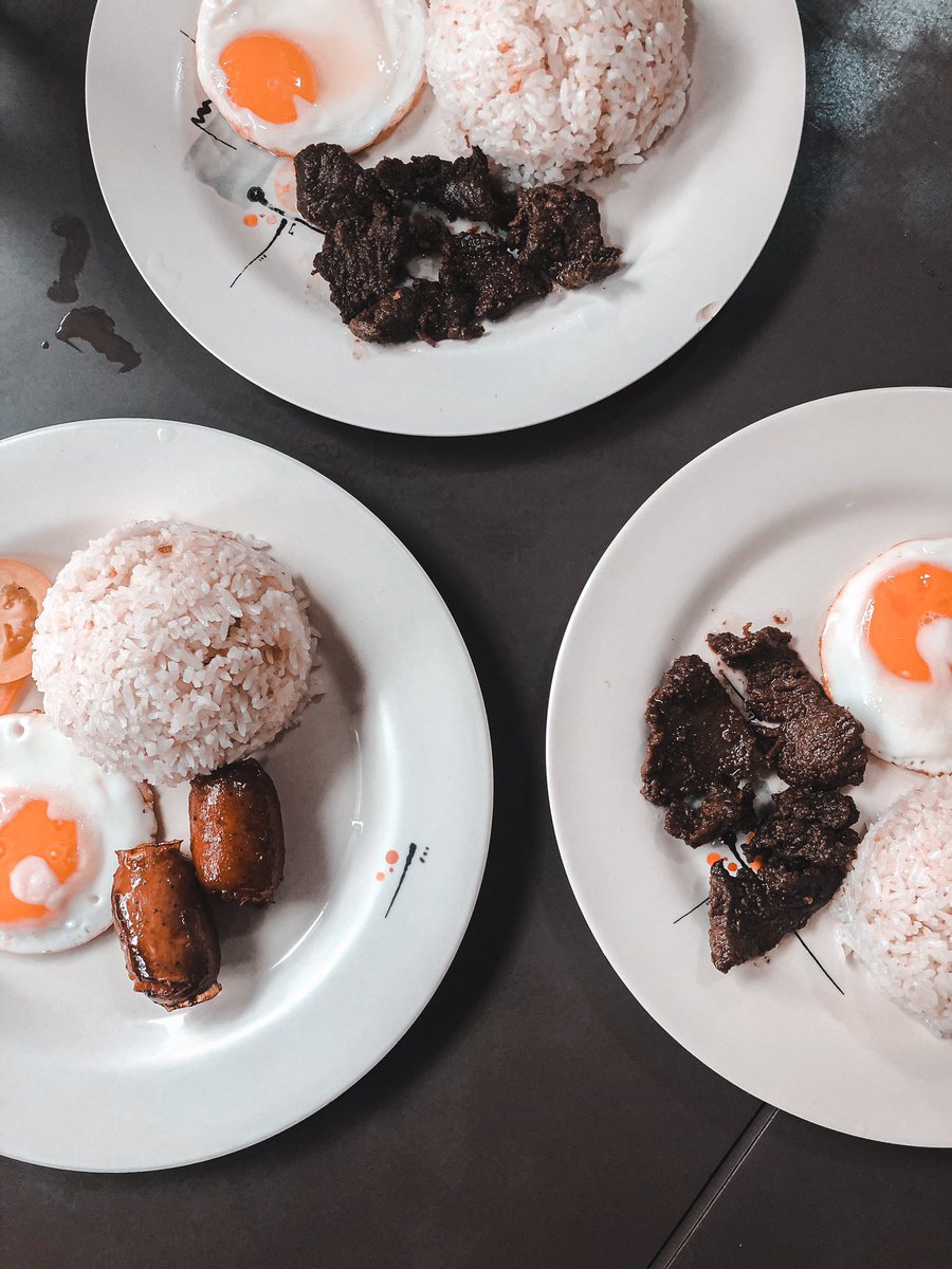 Pogs001's tweet photo. Para sa mga budget travellers na tulad ko. Must try ung Jasper’s Tapsilog atbp. 🤤🇵🇭

Sa halagang 85Php busog ka na. Makikita ang kainan sa Station 2 Main Road sa Boracay.

#PogsWanders #PogsEatsALot #Boracay #Foodie #Pinoyfood #Foodgram #fodgasm #Foodporn #BoracayFoodie https://t.co/4kD7t5i9EW