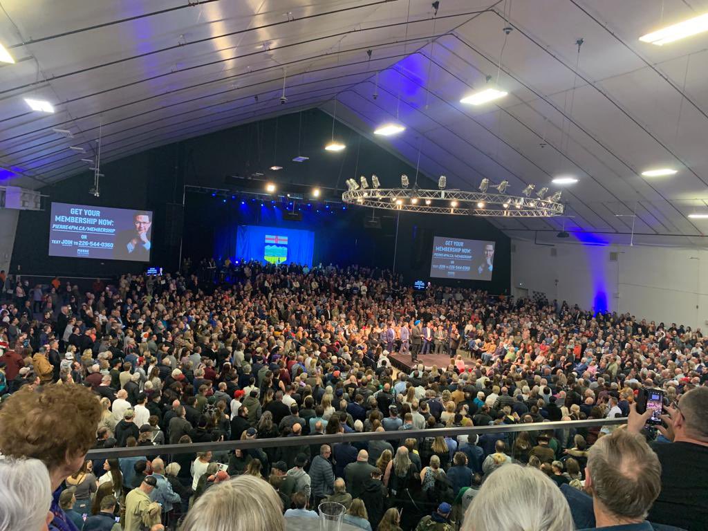 JamieMozeson's tweet photo. I’ve been to a lot of rallies. I’ve heard a lot of speeches. I’ve *never* seen a crowd like this in Edmonton. And I’ve *never* heard a crowd react to a speech like this. It’s a movement. #Pierre4PM https://t.co/GYSTwyuyAa