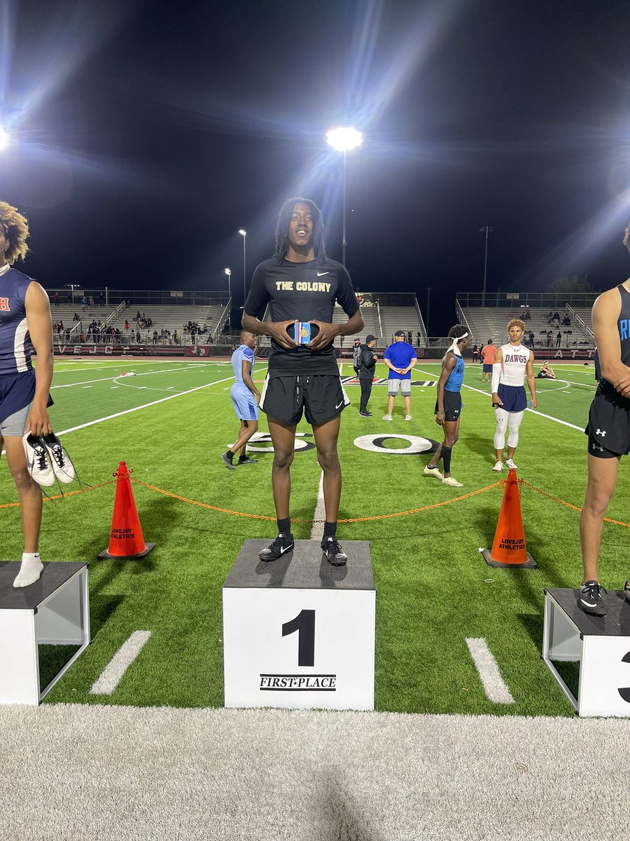 Jahaden Jackson is your JV Boys 200m Champion <a href="/LISDsports/">Lewisville ISD Athletics</a> <a href="/TheColonyHS/">The Colony HS</a>
