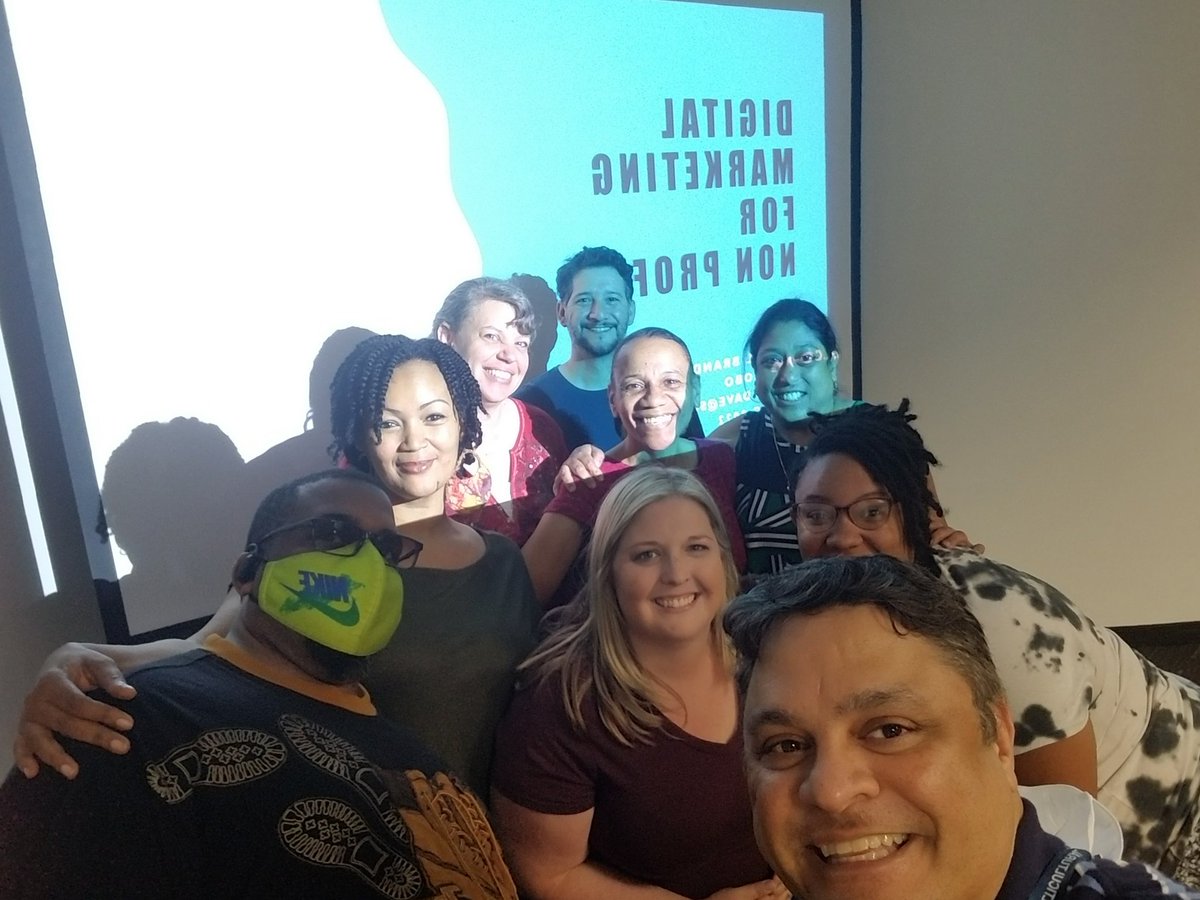 davehlobo's tweet photo. Having fun time with my Digital Marketing for Nonprofits class. #DigitalMarketing #NonProfit #HelpEachOther https://t.co/BDM6az6LUS