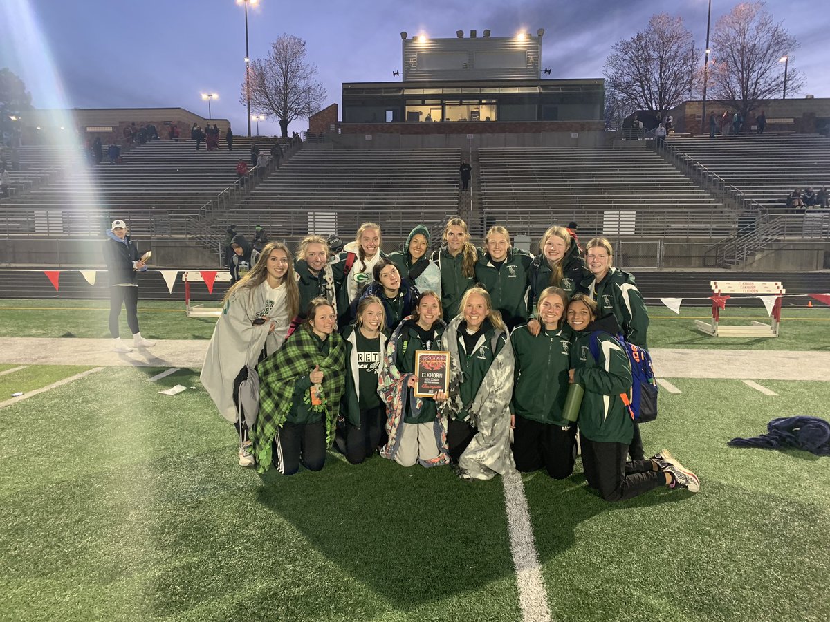 Dragon Boys and Girls Track squads are the Kruger May Elkhorn Invite champions! Awesome work ladies and gents! It’s a great day to be a Dragon! 🐉 💪