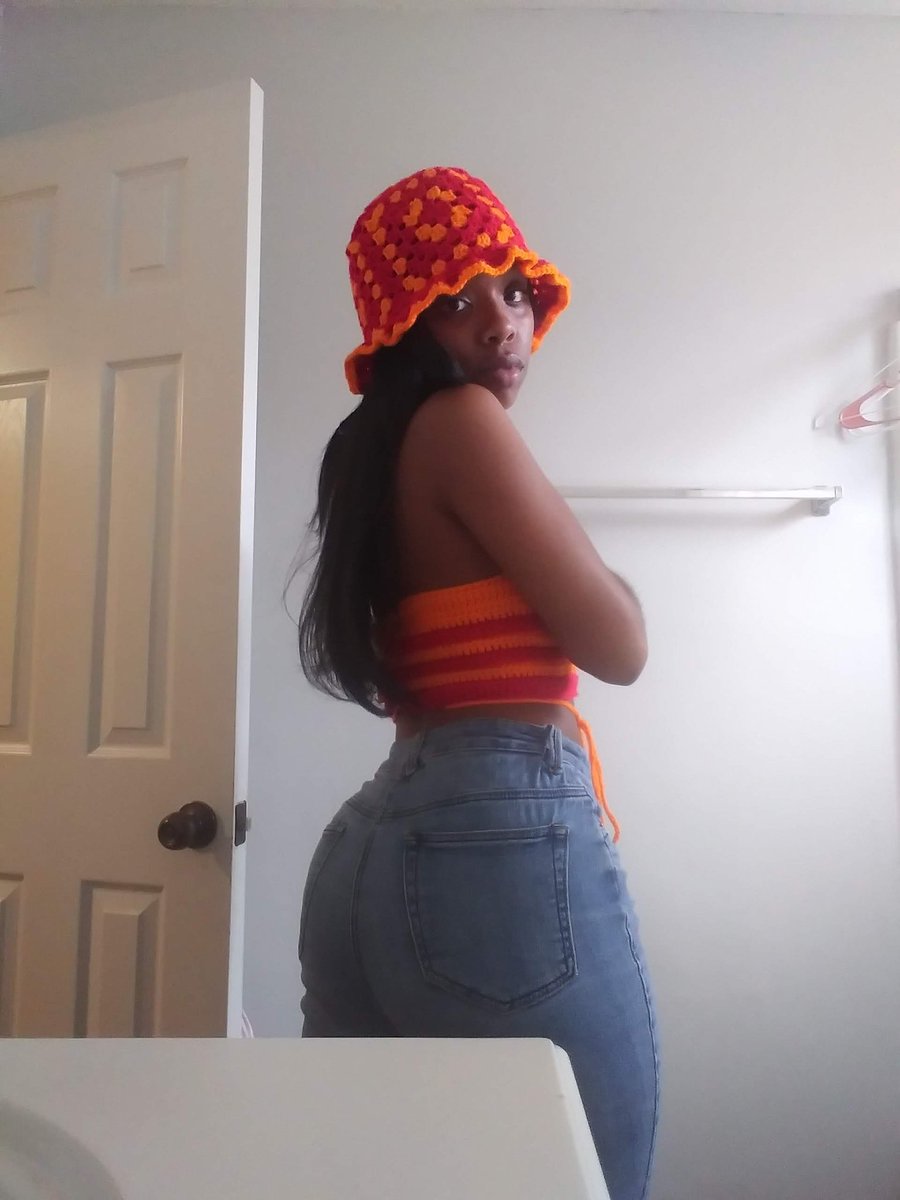 chantelunique's tweet photo. Since I haven't posted in a while wasgud? ☺️ https://t.co/l7l4x1thDQ