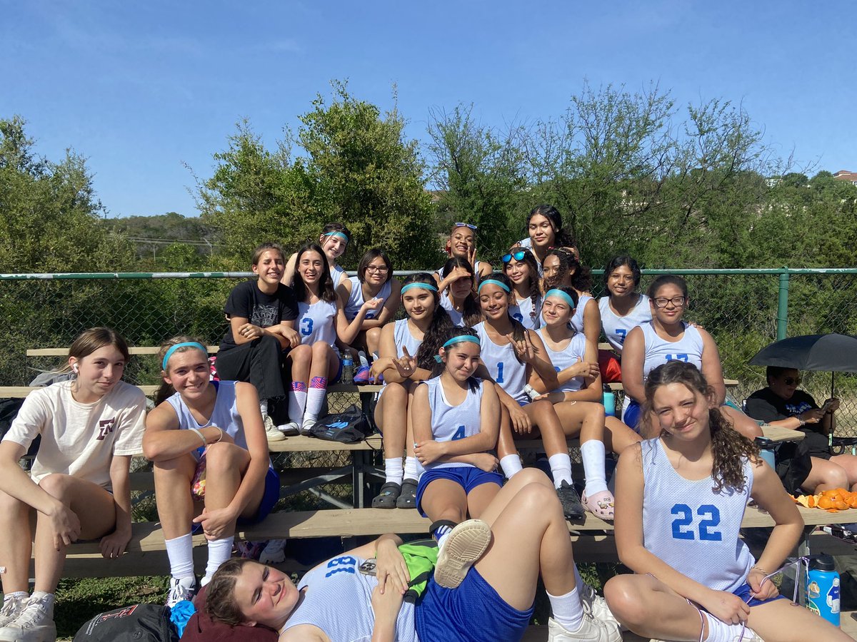 CoachArellano_'s tweet photo. Close game today vs Bush. Final score 4-3, but man are we having some fun out here. ๐ฎโฝ๏ธ๐ #YearlingPride https://t.co/IH4hwub26D