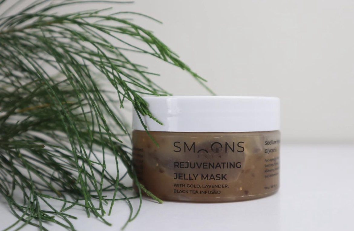 SmoonSkin's tweet photo. Rejuvenating Jelly Mask, buy 1 get 1 @ Shopee. Limited stock, ya, Smoons Gang 😘

https://t.co/JeTisXdRGX

📸 @/stellaweny https://t.co/XGBrqaQFAv