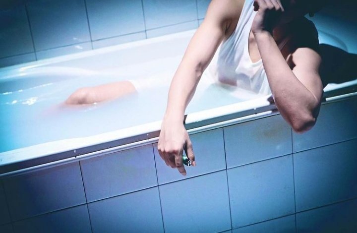 SwagDeysi13's tweet image. Abro Hilo de TEORÍAS sobre el Universo Alternativo de BTS. El trauma de Jimin, the notes 2. @BTS_twt