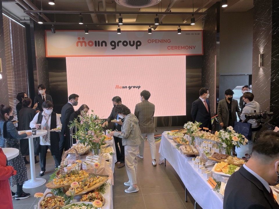 moiingroup's tweet photo. <moiin News🙌>

주식회사 모인의 오픈식이 성황리에 진행되고 있습니다🗣

많은 분들의 방문과 축하 감사드리며👍
오픈식이 뜻깊은 시간이 될 수 있도록 마지막까지 많은 관심 부탁드립니다:) 👏👏 https://t.co/LdmflgY4dt