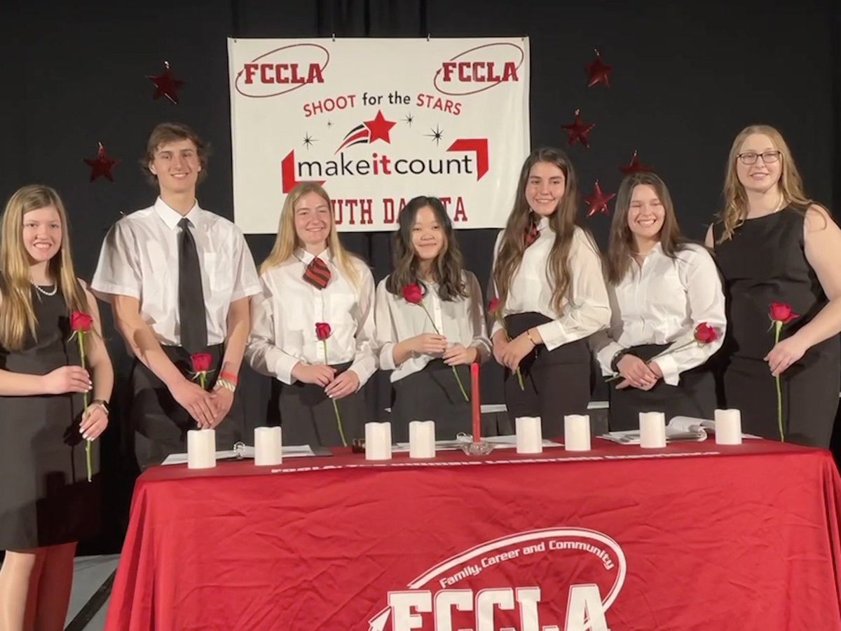 SDFCCLAJHRep's tweet photo. Hello SD FCCLA, I am Mercedes Jones your 2022-2023 South Dakota JH Representative! I am so excited for the next year and all of the opportunities available! If you have any questions, concerns, or anything else feel free to reach out. #SDFCCLA https://t.co/2gQiB6d5Ck