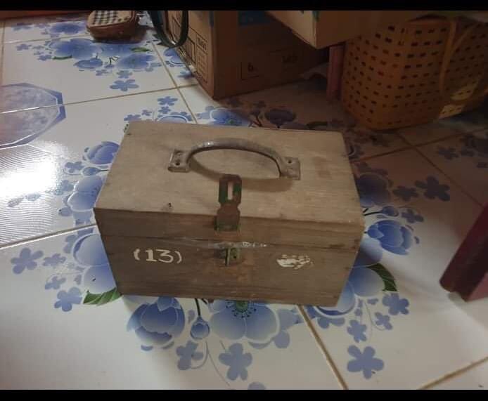 spring_2021's tweet photo. On Apr13, Military Council troops broke into the houses in NatChaung Village, Kale Tsp, Sagaing and looted the civilians belongings.

#RevolutionaryThingyan
#2022Apr15Coup
#WhatsHappeningInMyanmar https://t.co/zzTxNjabsV