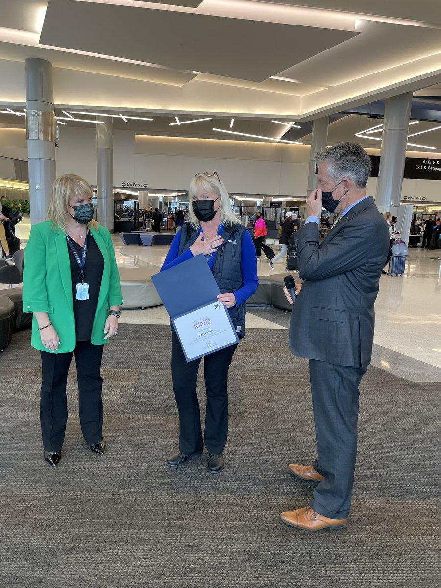 MonikaGablowski's tweet photo. Congratulations @JoniBelknap! You are truly One of a Kind! We are very fortunate to have you on our team! @Auggiie69 @annie54c @EduatSFO @vjpassa @jeff_riedel160 @flySFO https://t.co/8W4R6Enb9l