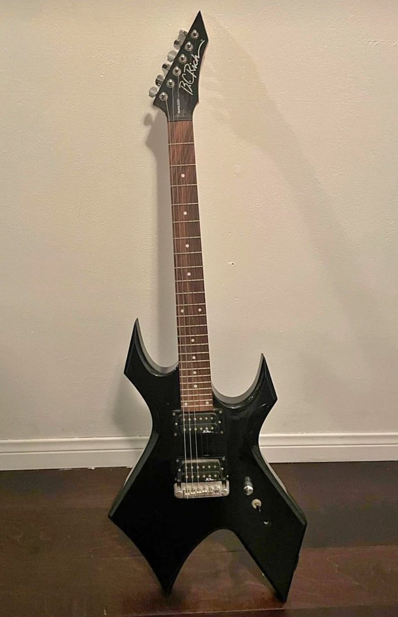deepxgrave's tweet photo. im getting one of these https://t.co/pQ5ldjxmeK