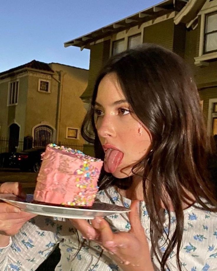 FELIZ ANIVERSÁRIO PRA MIM