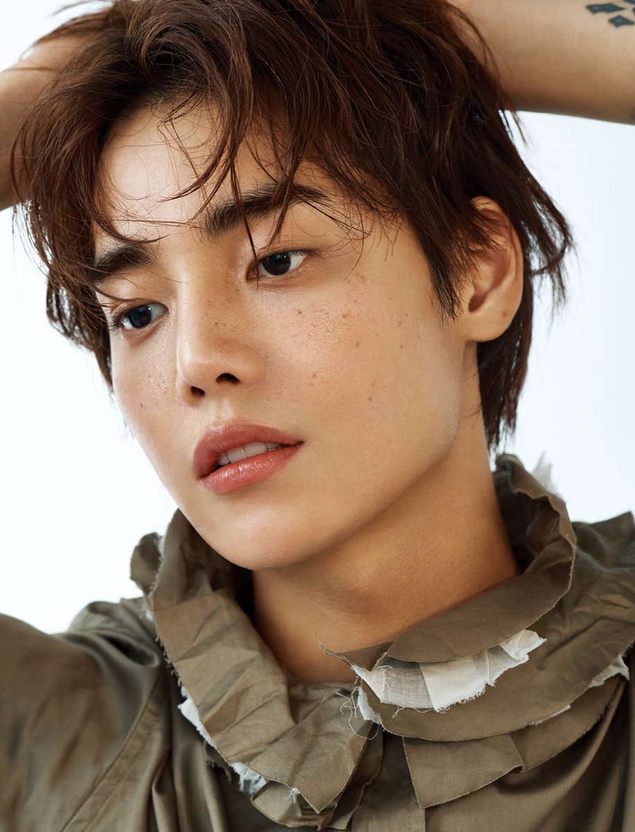 Hello! This account is dedicated to our ONE and only, Jung Jaewon.

This will contain photos, video clips, gifs, updates, and more for ONE. 🤍

#ONE #JungJaewon #원 #정제원