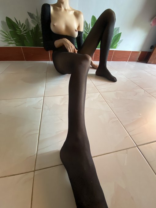 Hey !! how do you like the new look? ))❤🔥 #pantyhoseinpublic #pantyhoselovers #pantyhose #foot #footing<a href="/tag/pantyhoseinpublic"class="tags">#pantyhoseinpublic</a><a href="/tag/foot"class="tags"><span>#foot</span></a><a href="/tag/pantyhose"class="tags"><span>#pantyhose</span></a><a href="/tag/stocking"class="tags"><span>#stocking</span></a><a href="/tag/footing"class="tags"><span>#footing</span></a><a href="/tag/cumin"class="tags"><span>#cumin</span></a><a href="/tag/pantyhoselovers"class="tags"><span>#pantyhoselovers</span></a>
