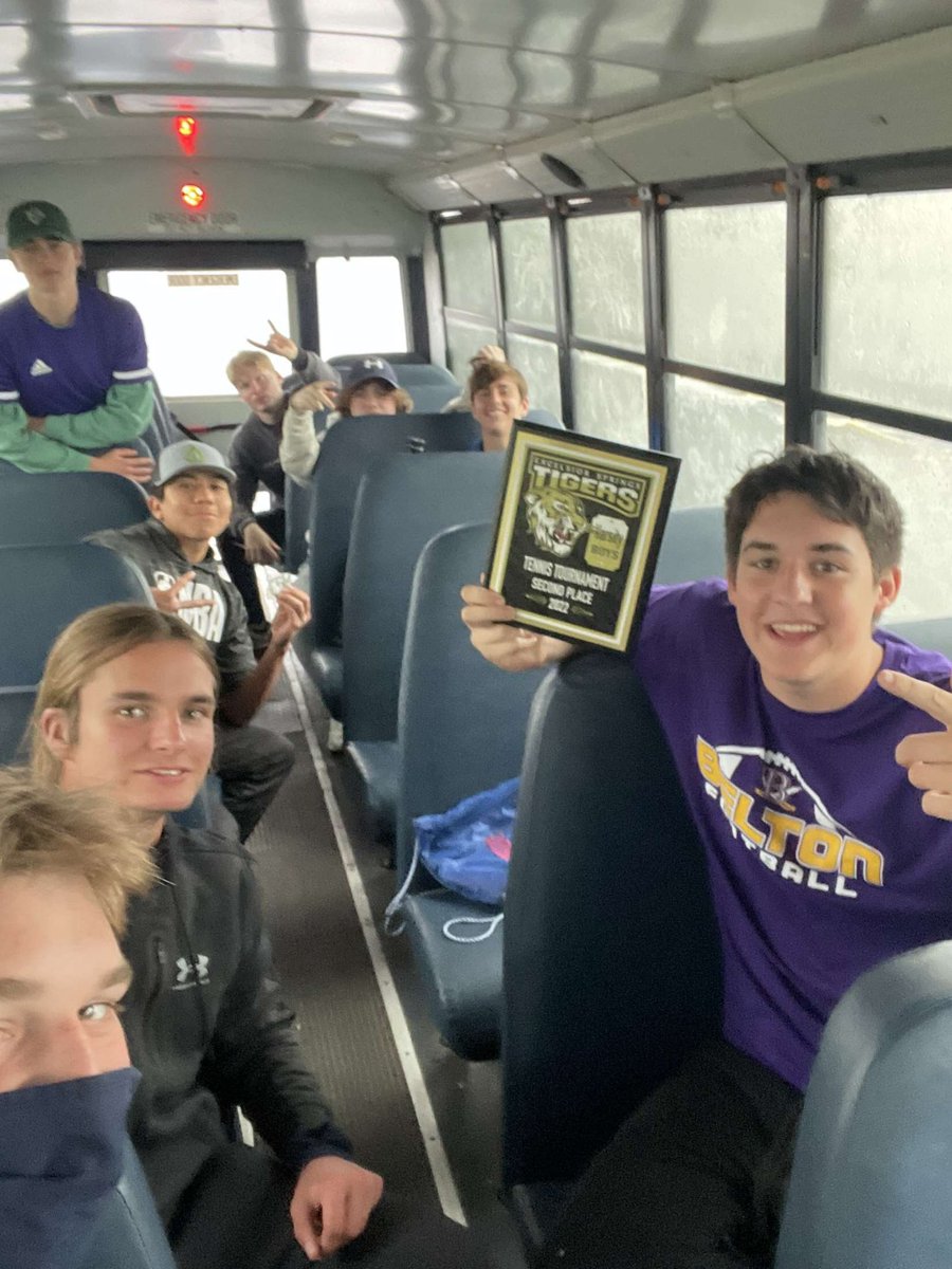 2nd Place Excelsior Springs Varsity Tournament. Los Geht’s.