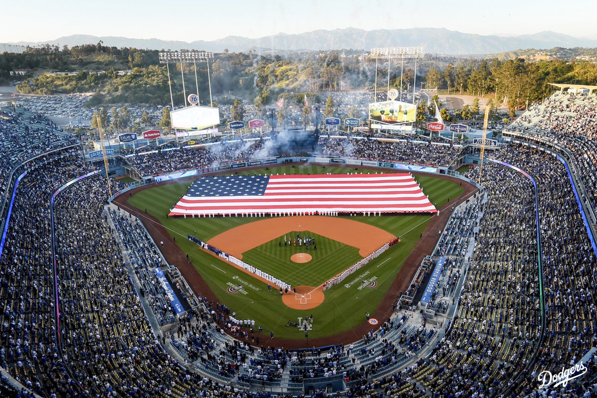 Los Angeles Dodgers tweet media