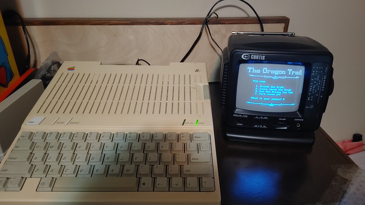 canadianretrot1's tweet photo. Tonight I am playing #OregonTrail on my #Apple2C https://t.co/KnbJEH5BAY