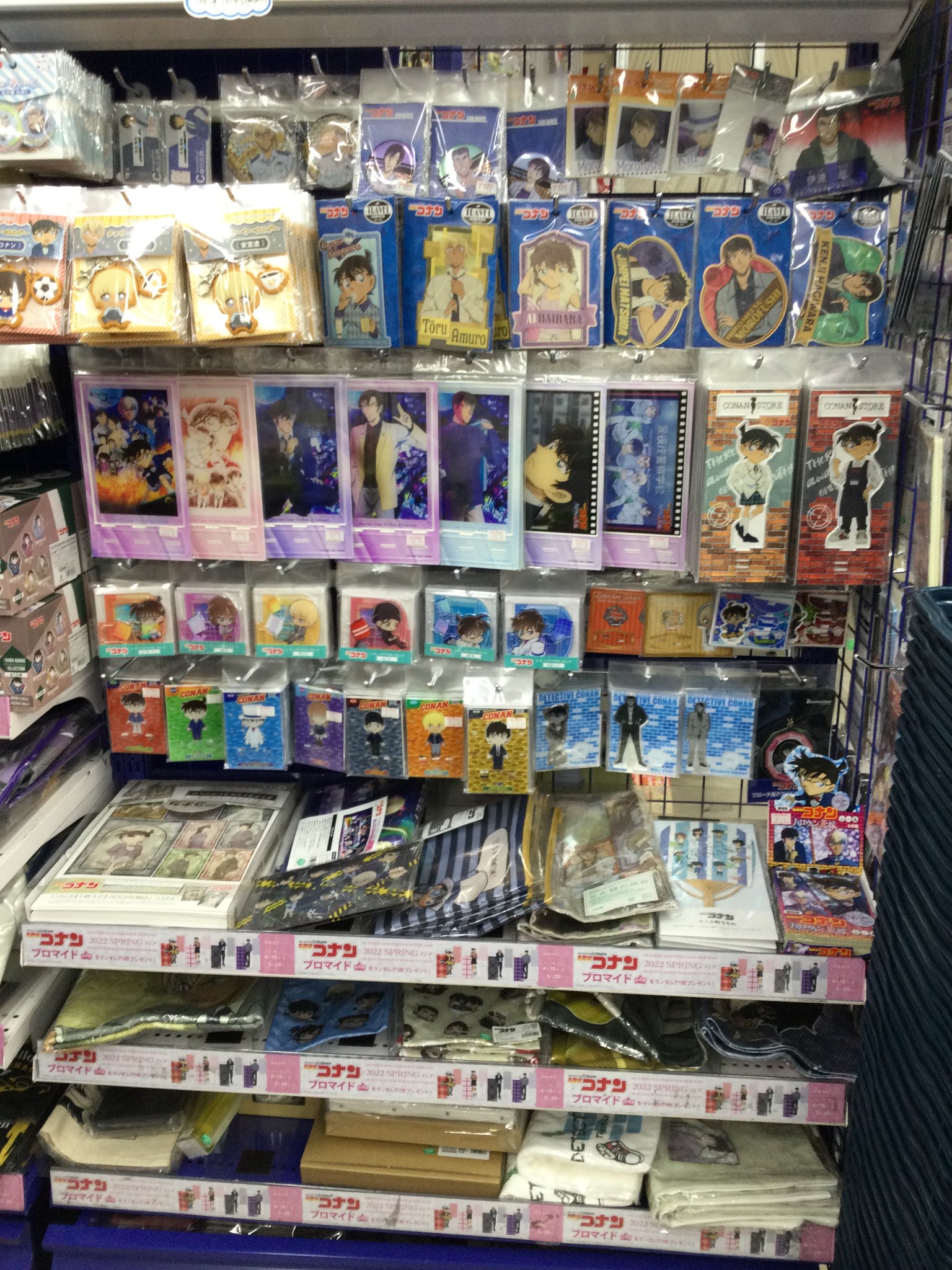 コナンプラザ 店舗 名探偵コナン 純黒の悪夢 缶バッジ コナン