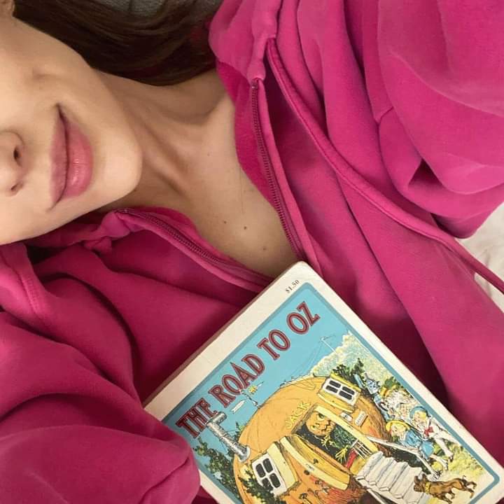 sweeternext's tweet image. THANK U ALL SO MUCH FOR 400 FOLLOWERS AND ALSO LET'S HELP EACH OTHER TO MAKE OUR MOTHER EARTH SAFE 🤍 #savetheearth #SaveOurHome #saveourplanet #LetTheEarthBreath I LOVE U &amp;lt;33