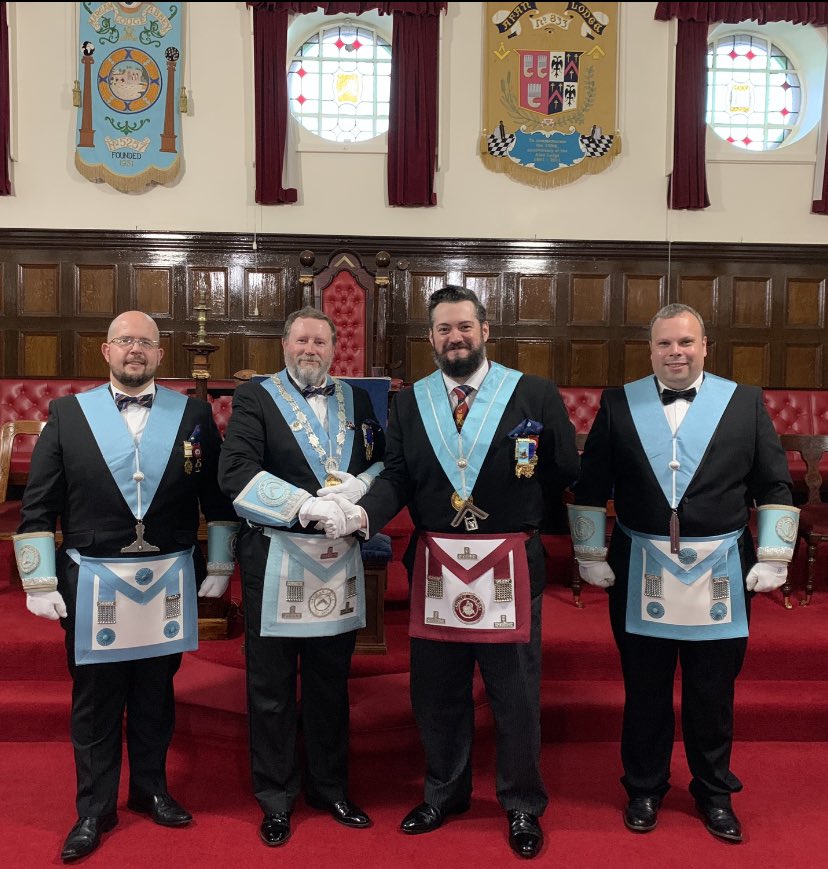 Fforest Lodge 2606 tweet media