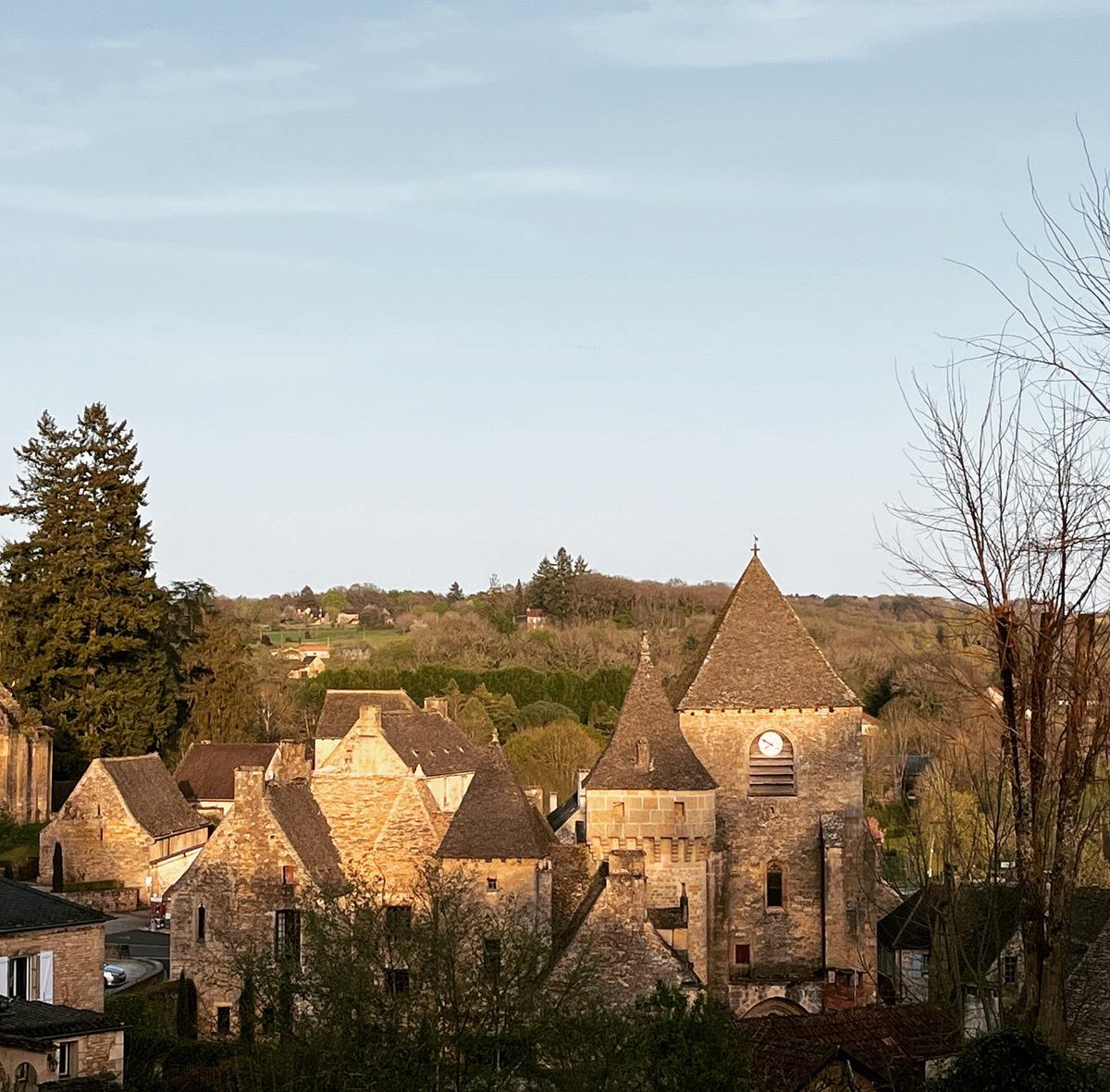CaravanerosBlog's tweet image. Precioso pueblo del #Perigord con una estupenda área de #autocaravanas por solo 4€ #recomendar