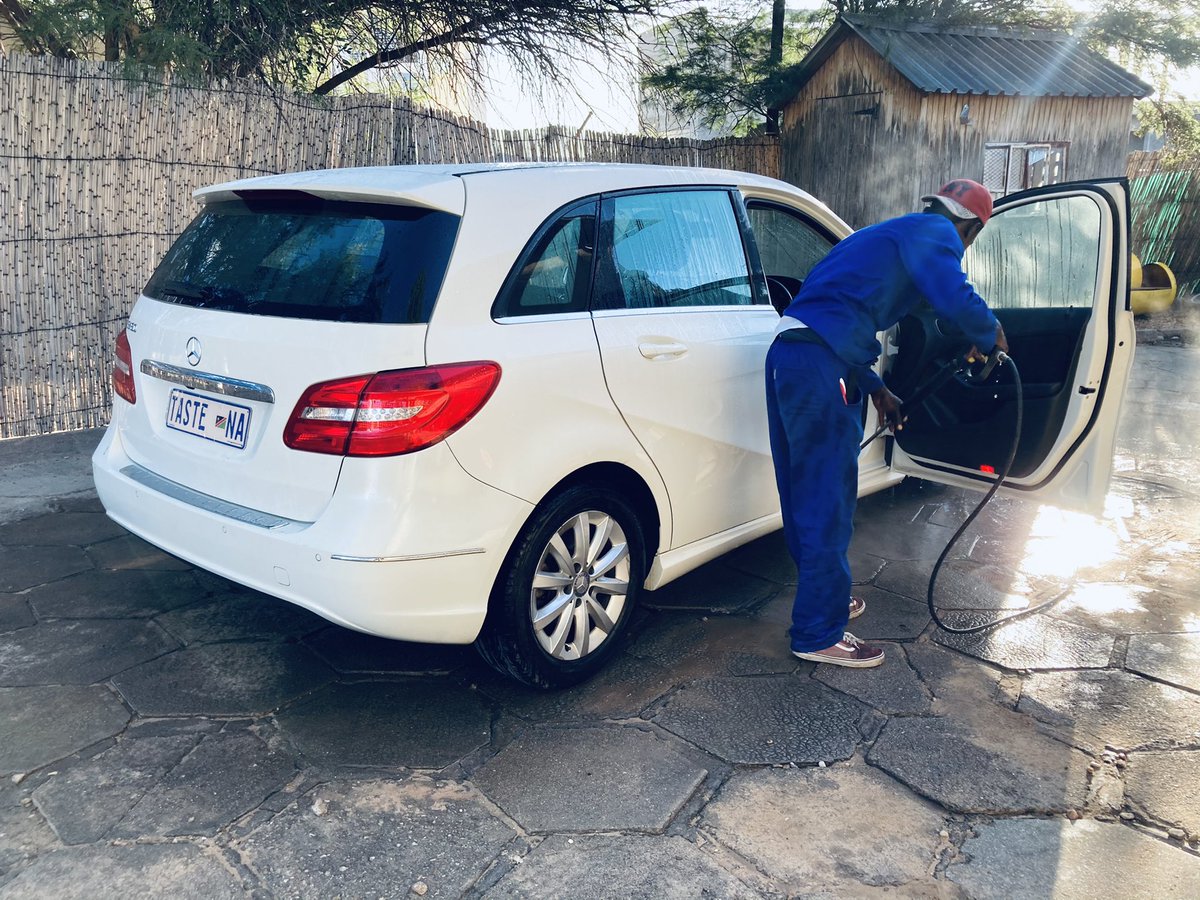 frontyardNam's tweet photo. It’s a Good Friday!! Bring your own cooler boxes.. 50% off on all cars.. https://t.co/Wl3PAkdh1d