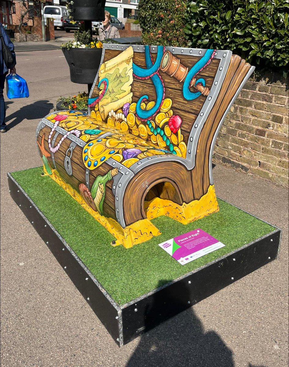 wildinart's tweet photo. BANK HOLIDAY TRAILS ☀️☀️☀️

🐶 @ADogsTrail - Cardiff, Caerphilly &amp; Porthcawl 

🦉The Big Hoot - Hemel Hempstead

📚 Bookbenches - Beckenham

🐘 Elmer at the Elephant - Elephant &amp; Castle

🐋 Whale Tales - Auckland, NZ (virtual trail available on their website) https://t.co/OToXYEHWz3