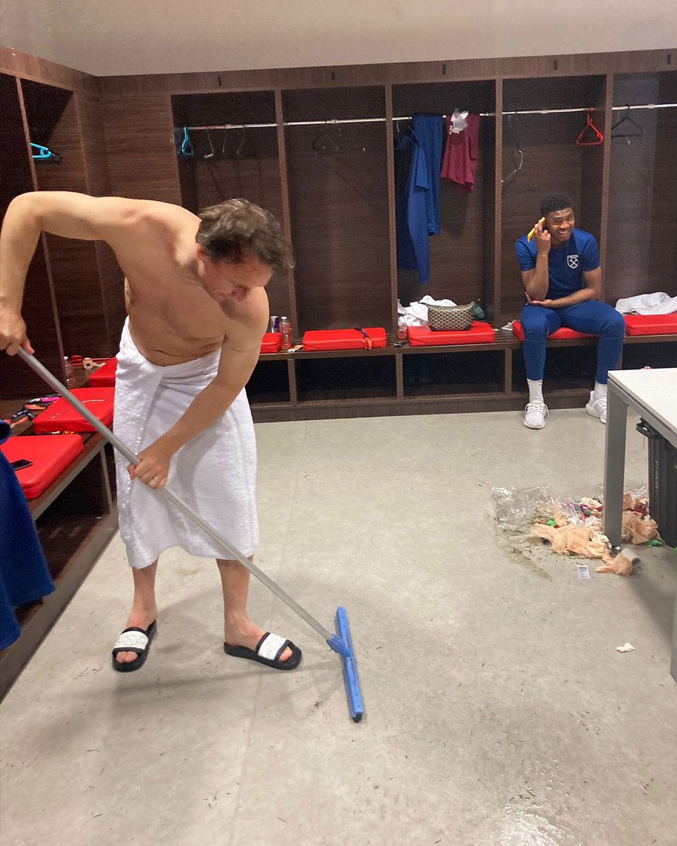 Says it all about this man.

Our 𝗖𝗮𝗽𝘁𝗮𝗶𝗻 ❤️