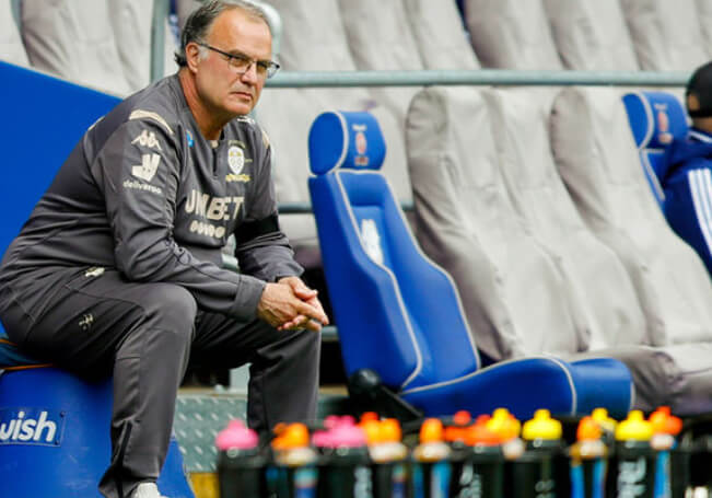 47 days since Marcelo Bielsa has been fired from Leeds United. After reading <a href="/FMAnalysis/">Lee Scott</a> book "13 steps to the Premier League" and analyzing many of their games, this is my small tribute to Marcelo's tactical legacy.

10 TACTICAL CONCEPTS THAT MAKES MARCELO A SPECIAL COACH ✍️