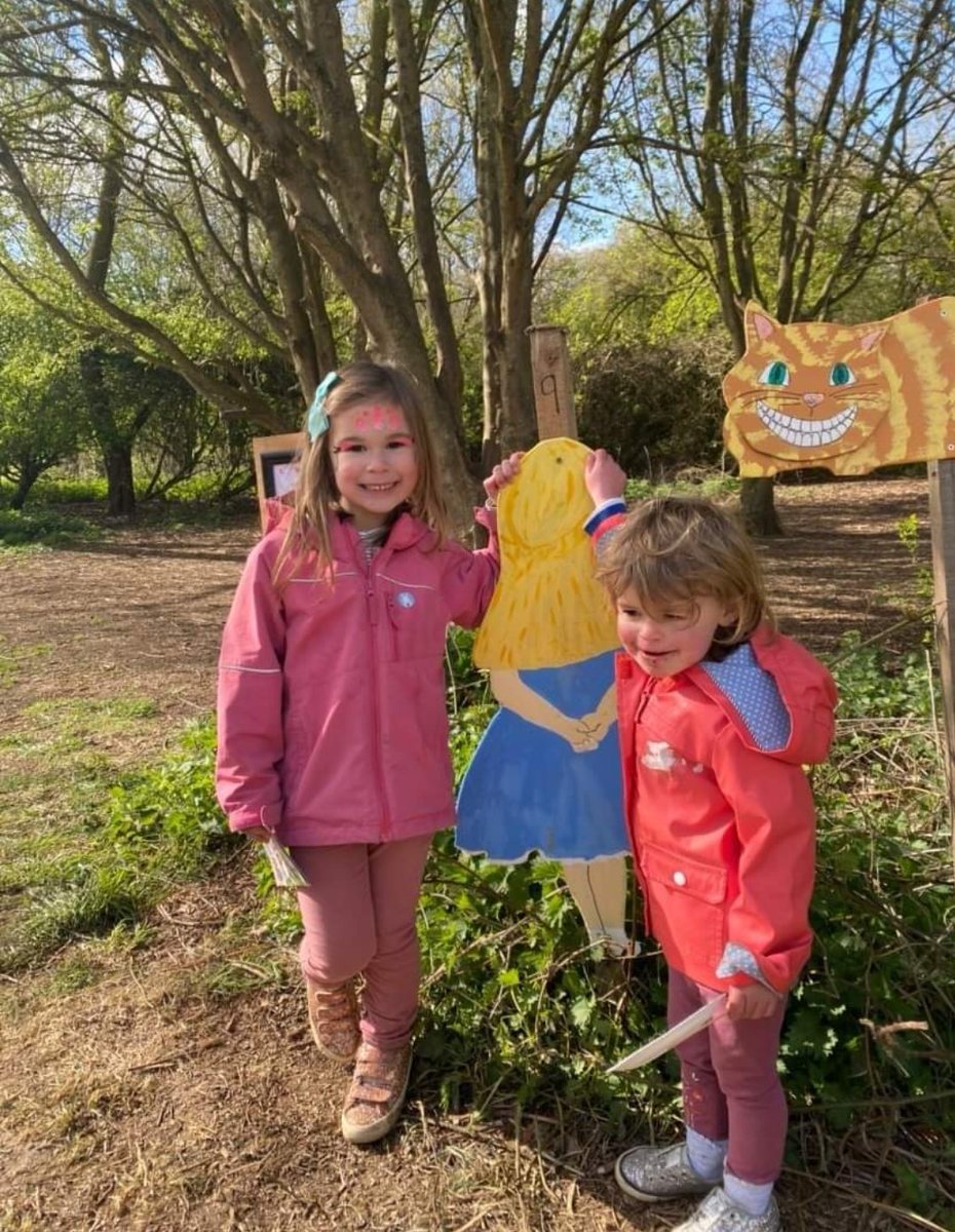It's a lovely day to visit Stanwick Lakes!

Join us to follow our Easter Egg Trail, have your face painted, decorate a bag, make a badge, eat some yummy food in our new café, play on the play park or visit the animals!🤩 

These activities and the animals are here 15-16 April.