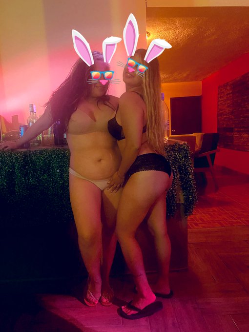 #hermosas #ricuras #mhm gracias por la velada amigos @MarlyRichi  espero verlos pronto gracias @Spacio_W<a href="/tag/hermosas"class="tags">#hermosas</a><a href="/tag/ricuras"class="tags">#ricuras</a><a href="/tag/mhm"class="tags">#mhm</a>