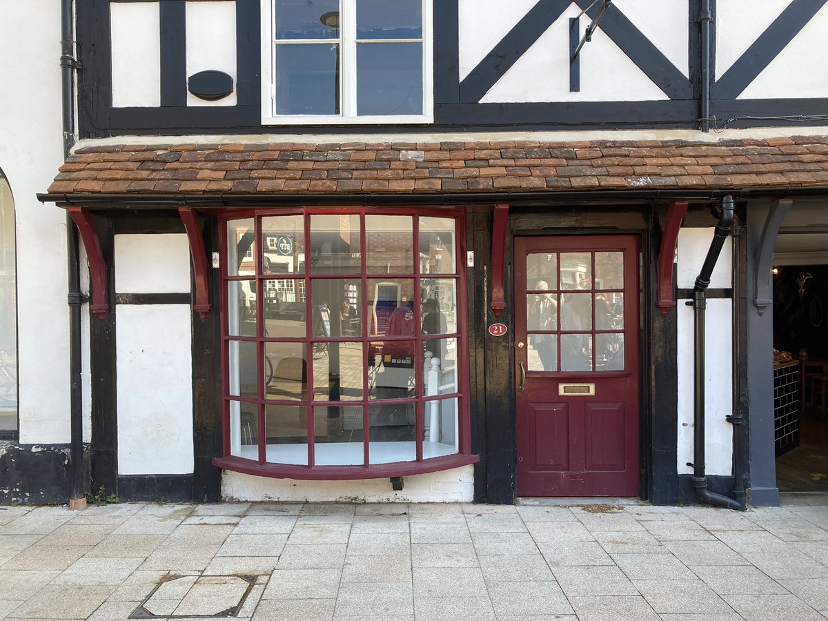 TextArtist's tweet photo. Today you can find me at 21 Henley Street. Open temporary studio. Come talk about #BreathingSpace #Rest #Trees #ClimateChange #Wellbeing as part of a residency @ShakespeareBT #StratfordUponAvon https://t.co/lqpgBBVwDs