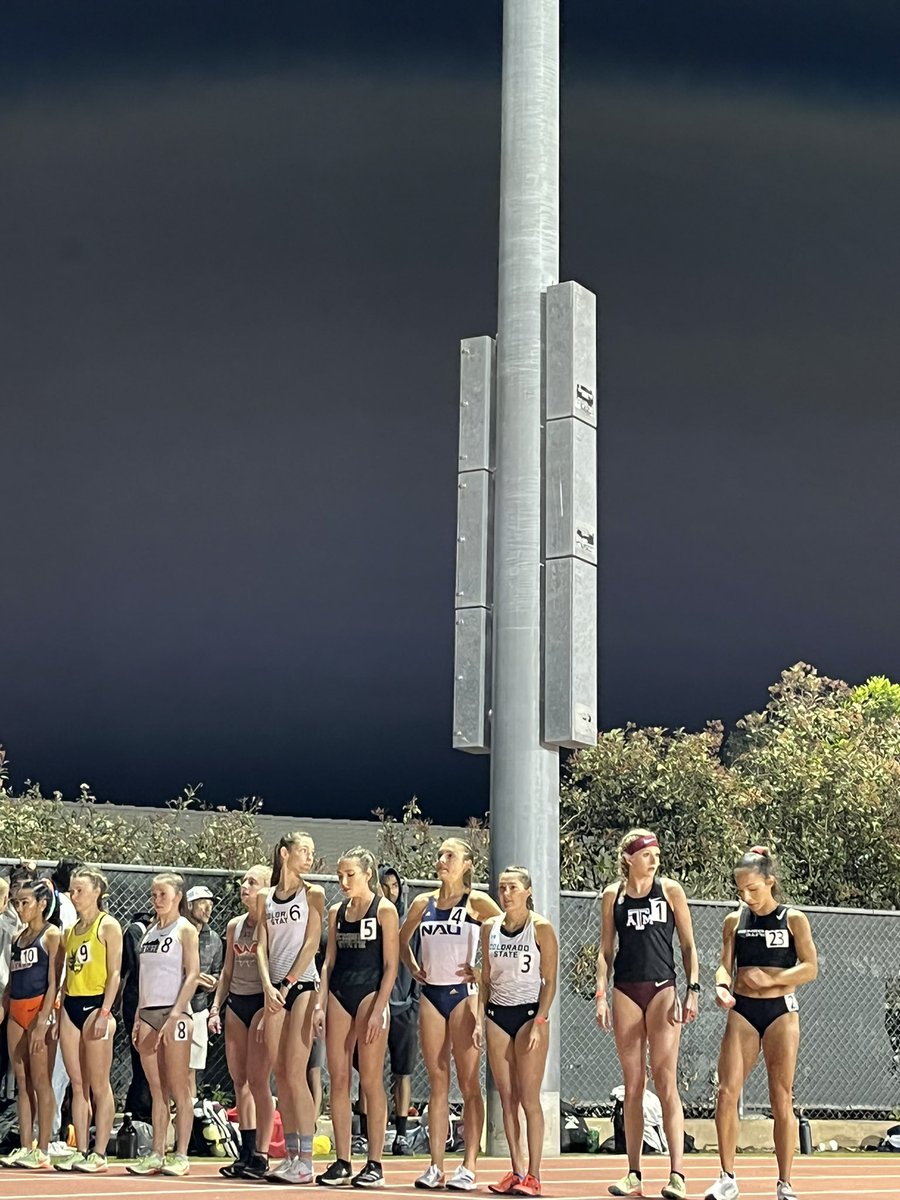SacStTrack's tweet photo. 16:11!!!!!!!!

Cagnei Duncan!

Hornet School Record Holder 
5,000m Indoors &amp; now Outdoors!

#StingersUp https://t.co/kOBjiwxY32