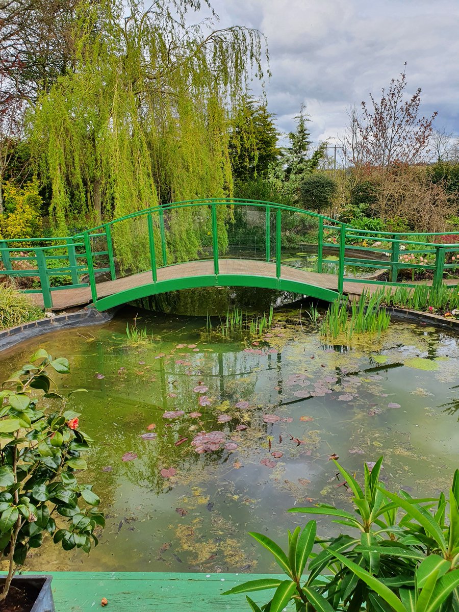 harrison_dreams's tweet photo. Day 5 & our last day in Dora. Yesterday we went to Ralph Court Gardens. 12 miniature themed gardens of fantasy ranging from Medusa to Alice in Wonderland. Lovely lunch too of spinach & wild garlic quiche. #doraexplorer #caravanlife #FridayVibes #edutwitter #teacher5oclockclub https://t.co/tocXhafLiy