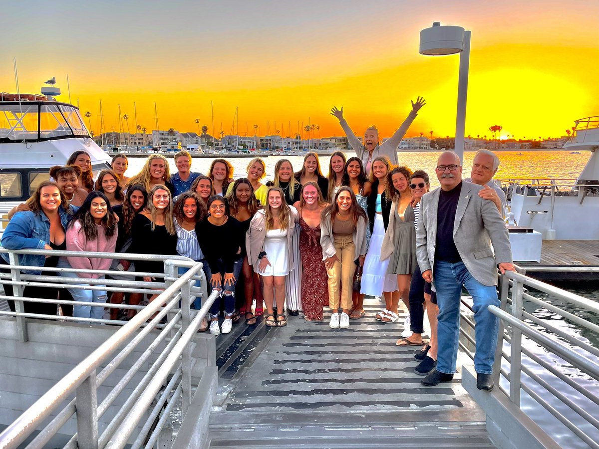 dd_macrae's tweet photo. Tonight was spending time with my LBNATION WWP Family. Dinner at the Boathouse before their final game- then off to Hawaii for the playoffs. Truly some amazing scholar athletes!  Proud of them all!! @LBSUAthletics @LBSUWaterPolo @PresConoley @TheAndyFee https://t.co/qv2ESeyhZz