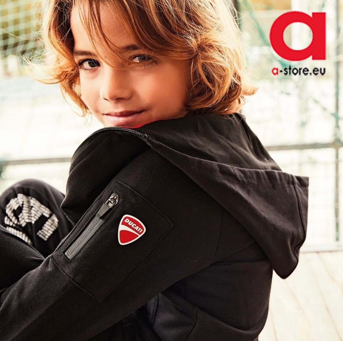 arcobaleno_toys's tweet image. #DucatiStyle