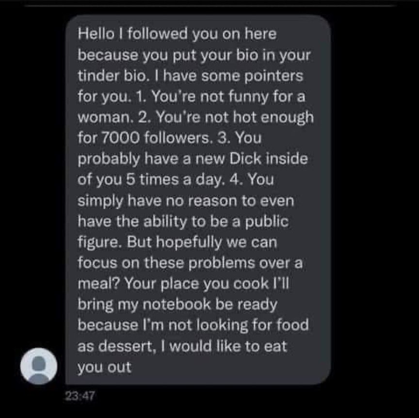 DanaAndersonOF's tweet photo. This guy is getting roasted instead of laid. If you join my #onlyfans you can see how this guy fails and what would’ve worked instead. https://t.co/3rGhJIFwij https://t.co/YTqDJdNZPJ