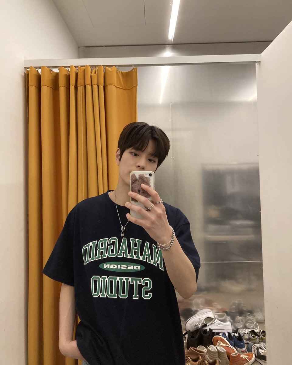 shan. closed. (@alexiankyle) on Twitter photo 