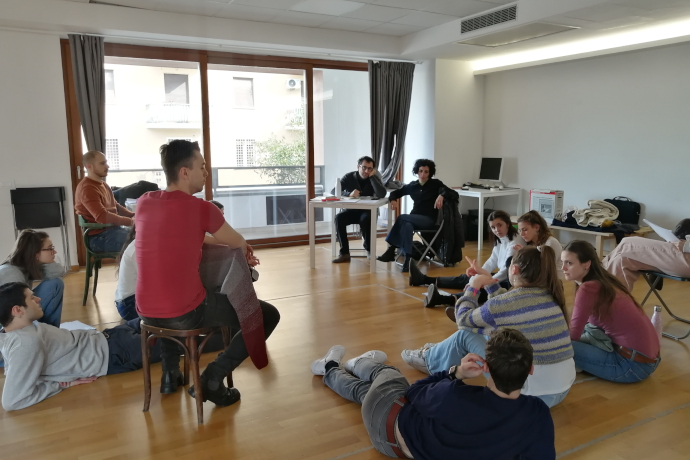 “Che è che non è” cannibalizza #Pirandello: <a href="/FrosiniTimpano/">Frosini/Timpano</a> tutor alla <a href="/StapBrancaccio/">Stap_Brancaccio</a> #intervista <a href="/AldoMorto54/">Daniele Timpano</a> <a href="/elvirafrosini/">Elvira Frosini</a>  klpteatro.it/frosini-timpan…