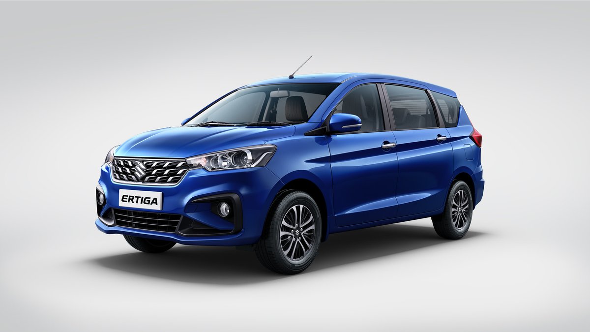 Arjit_Garg's tweet photo. Finally, finally! @Maruti_Corp is talking gadgets & safety! @MSArenaOfficial #AllNewErtiga is now launched at Rs 8.35 lakh
Gets CNG (26 km/kg mileage)
New 1.5L petrol with 6AT setup
Paddle shiftersπ
Suzuki Connect telematics with 40+ features
4 airbags
New colours
#MarutiSuzuki https://t.co/ITwb78pn64