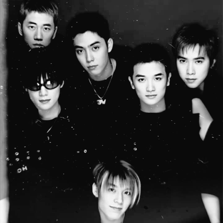 simjangsarang's tweet photo. Happy 25th Anniversary Jekki! My heart will always be with you. 💛
#젝스키스_데뷔25주년_축하해 #Congrats_Sechskies_25thDebutAnniversary
#젝스키스 #SECHSKIES https://t.co/8hyvYUHtGX
