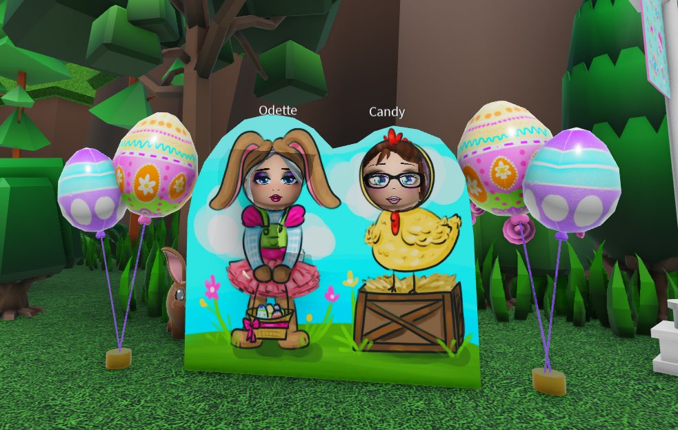 static_odette's tweet photo. What a chicken 🙄 🐥
~
@CandyZequeen 
~
#playtutuland #tutuland #easter https://t.co/C6bOQigQ8P