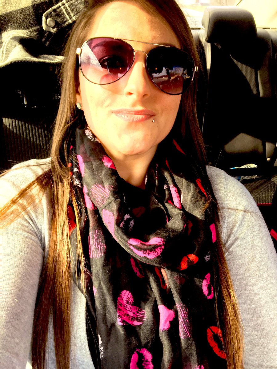 Jessica Henson (@jessicadiesel20) on Twitter photo 