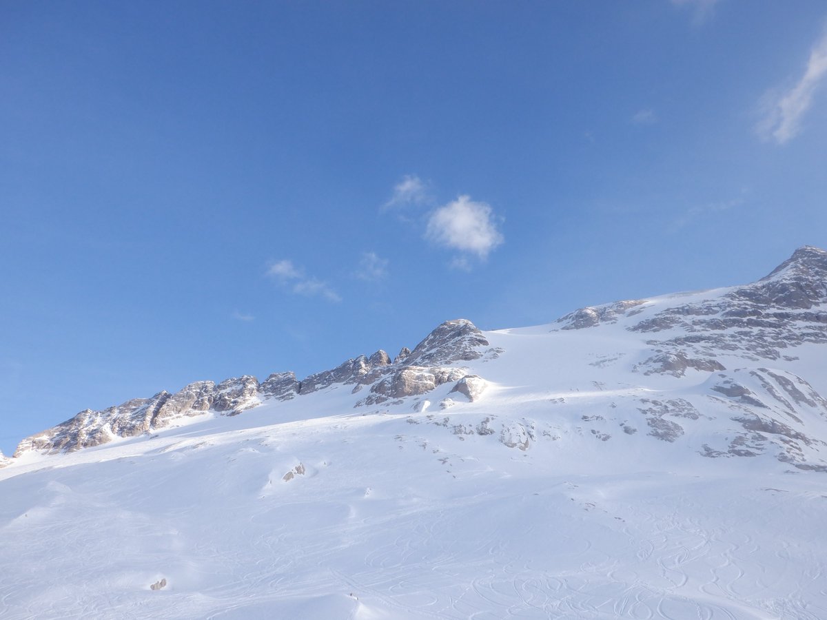 Peaks2Go's tweet photo. Life is just a matter of moments. Those you won't forget.

La vita è una questione di momenti. Quelli che non dimenticherai.

#Peaks2Go #MountainLeader #Dolomiti #ValDiFassa #Mountain #Montagna #FreeSki #SkiTouring #SciAlpinismo #SkiAlp #Outdoor #Adventure #Avventura #Spring https://t.co/lvIHXc3EMH